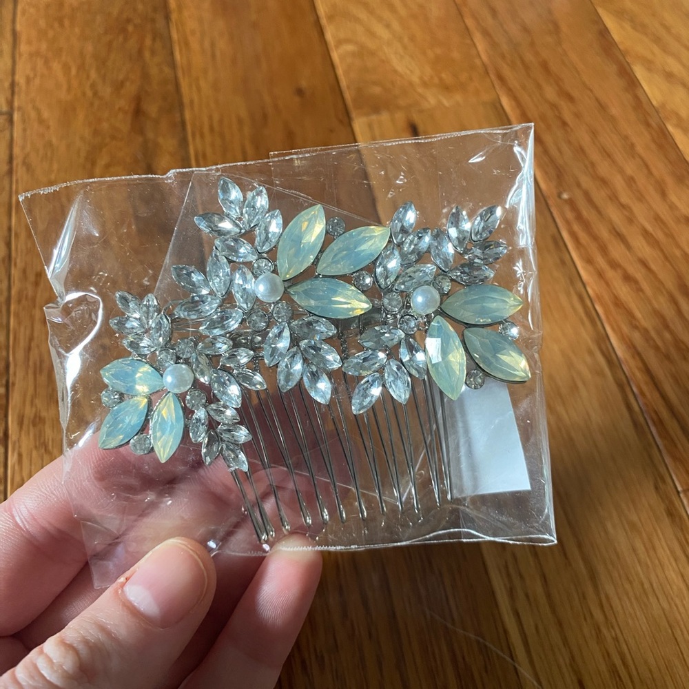AW Bridal Hair Pin